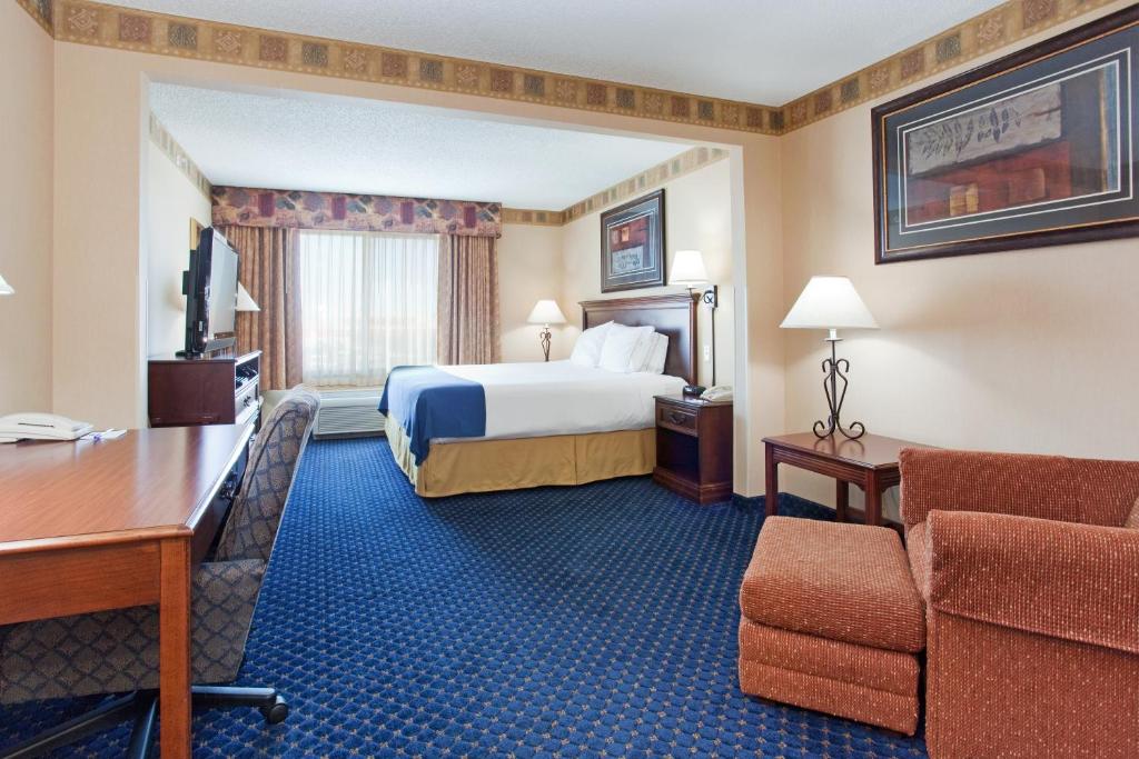 Holiday Inn Express Hotel & Suites Cheyenne an IHG Hotel image 11